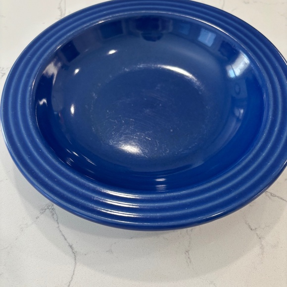 Emile Henry blue salad/soup bowl - Picture 1 of 2